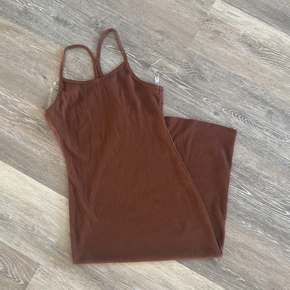 Brown Ribbed Midi Dres